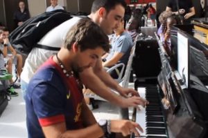 73-estación-de-tren-en-paris-piano-musica
